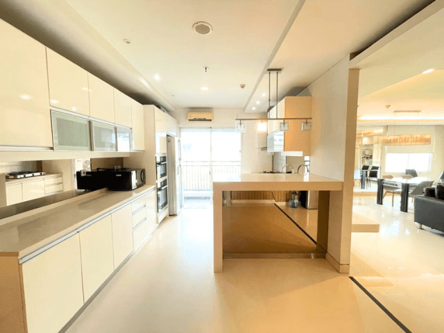 Thamrin Executive Residence Lantai 1