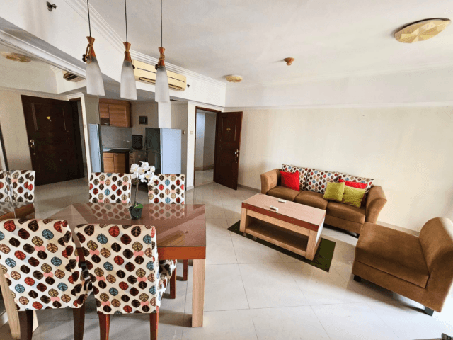 Sudirman Tower Condominium Tower A Lantai Sedang