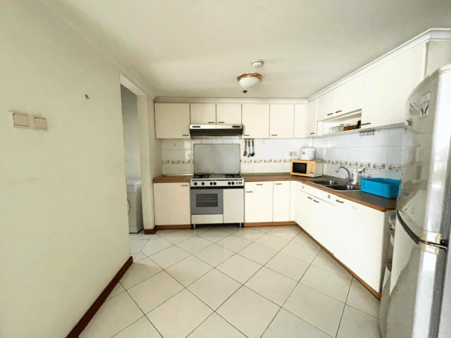 Sudirman Tower Condominium Tower C Lantai 18