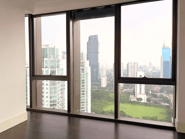 St. Regis Apartment High Floor