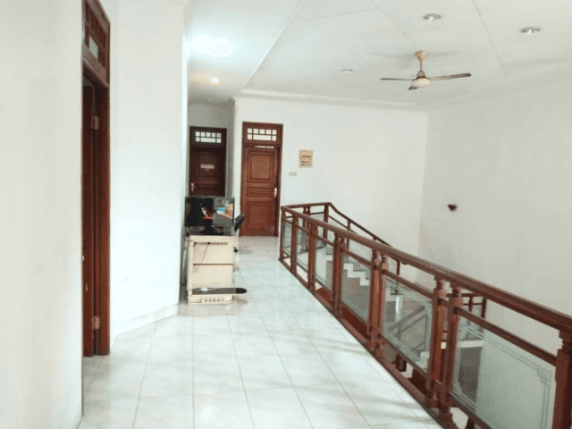 5-Bedrooms House For Sale in Pejaten