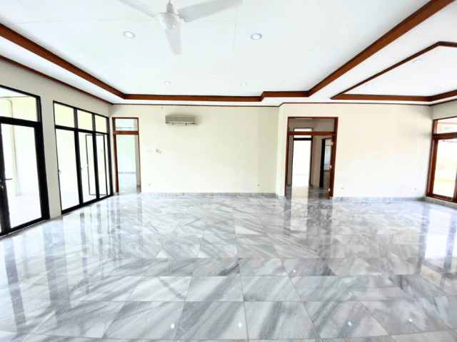 4-Bedrooms House For Sale in Jl. Damai Raya Kebayoran Baru Area