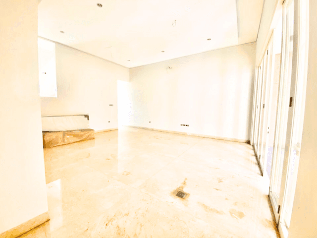 4-Bedrooms House For Sale in Gandaria Kebayoran Baru Area