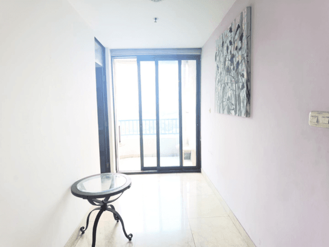 Park Royale Tower 2 Lantai 15