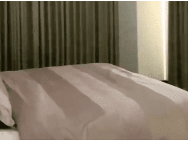 Pakubuwono Menteng Lantai Sedang