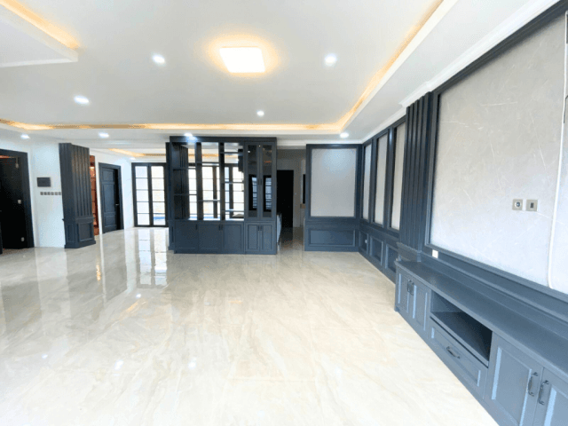 6-Bedrooms House For Sale in Jl. Dwijaya Radio Dalam Area