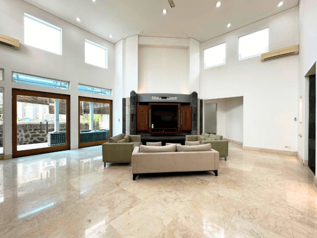 3-Bedrooms House For Sale in Jl. Cimahi Menteng
