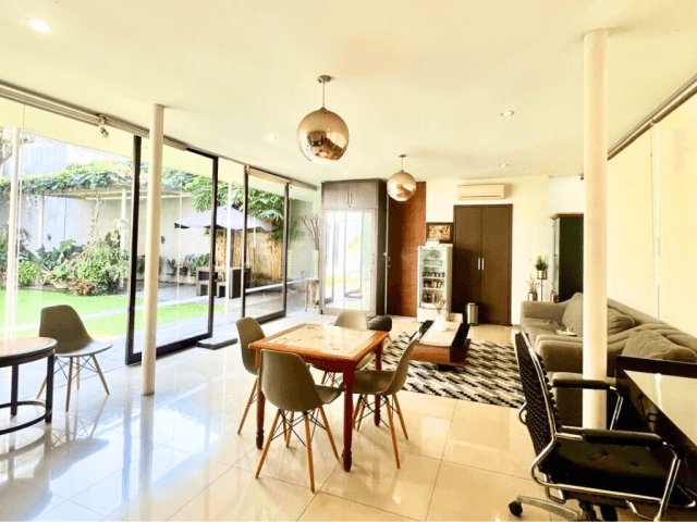 House for Sale in Wijaya