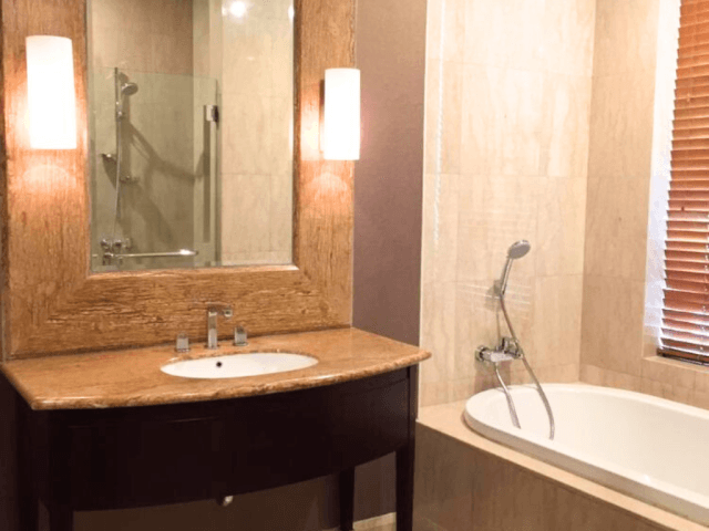 Pakubuwono View Lacewood Tower Middle Floor