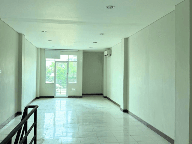 Pasar Minggu Shophouse 4 Floors
