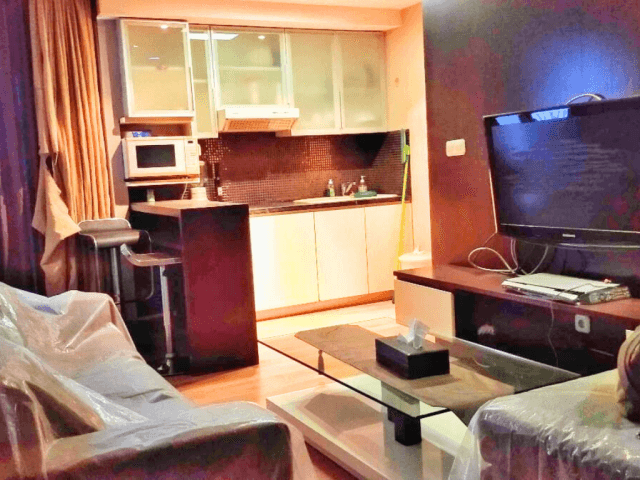 Park Royale Tower 1 Lantai 18