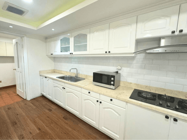 Kusuma Chandra Tower C Lantai 7