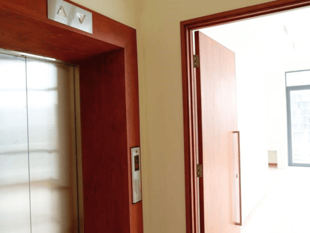 Senopati Penthouse Lantai 17