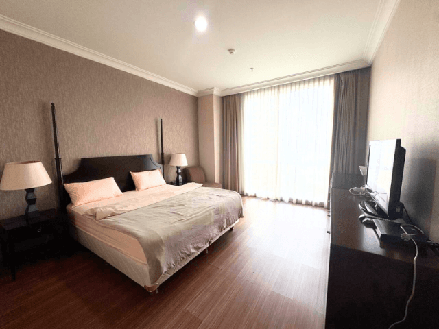 Pakubuwono View Redwood Tower Middle Floor