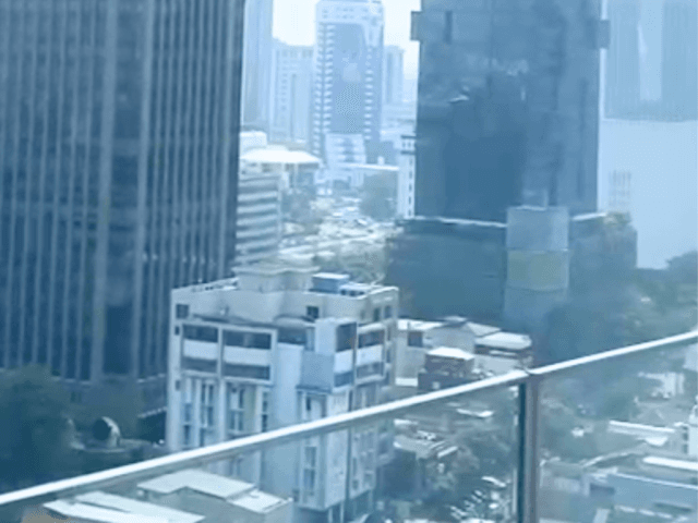 Pakubuwono Menteng Lantai Sedang