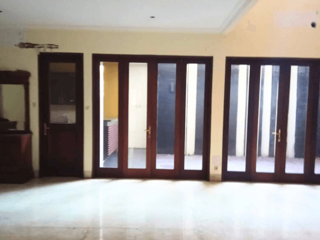 4-Bedrooms House For Sale in Jl. Erlangga Kebayoran Baru