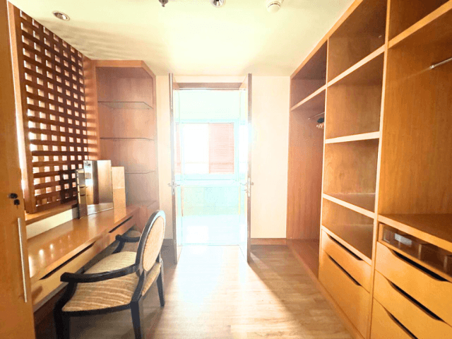 Pakubuwono Residence Ironwood Tower Low Floor