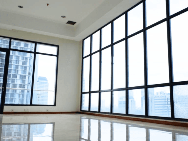 Senopati Penthouse Lantai 17