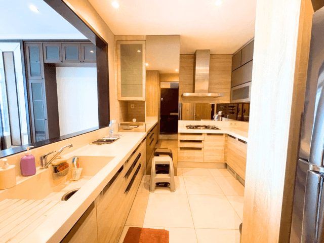 The Essence Dharmawangsa Tower East Lantai 11