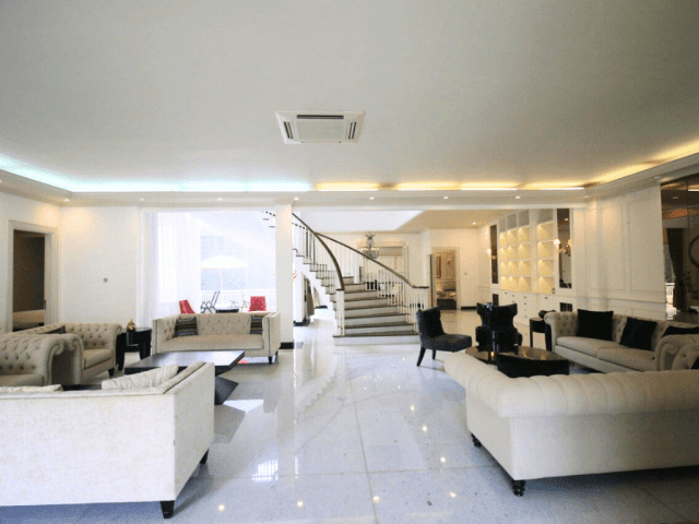 6-Bedrooms House For Rent Patra Kuningan