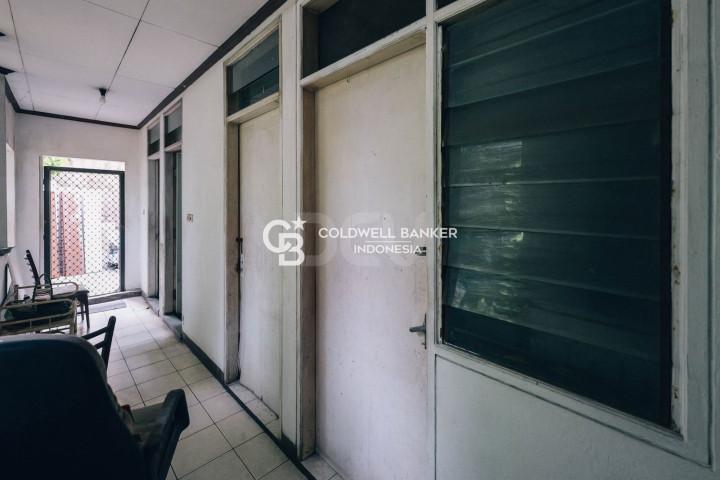 Rumah Dijual Tomang Tawakal 5 Kamar