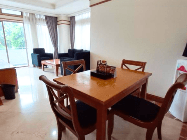 Somerset Grand Citra Middle Floor