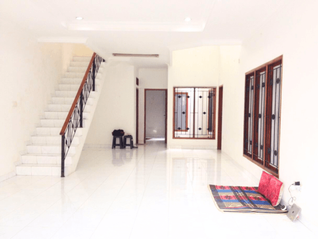 3-Bedrooms House For Sale in Radio Dalam