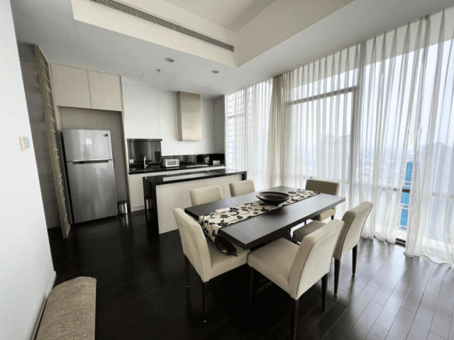 Verde East Tower 33rd Floor
