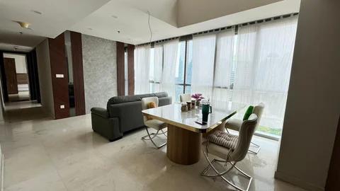 Ciputra World 2 Tower Orchard Mid Floor