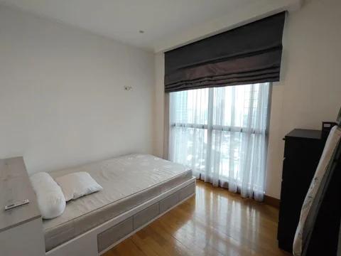 Residence 8 Senopati Tower 2 High Floor